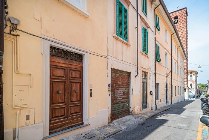 Appartamento bilocale in vendita in Via Ammiraglio Morin a, Forte Dei Marmi