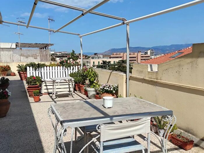Appartamento bilocale in affitto in Viale San Martino, Messina