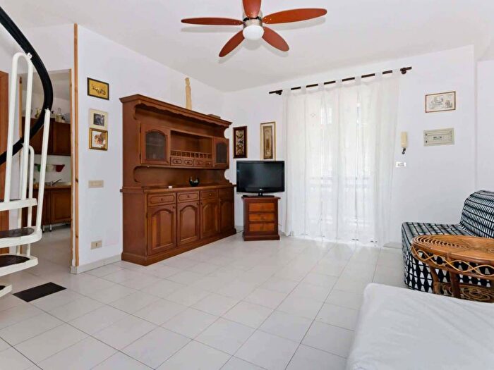 Appartamento trilocale in affitto in Via Ellero, Nizza Millefonti, Torino