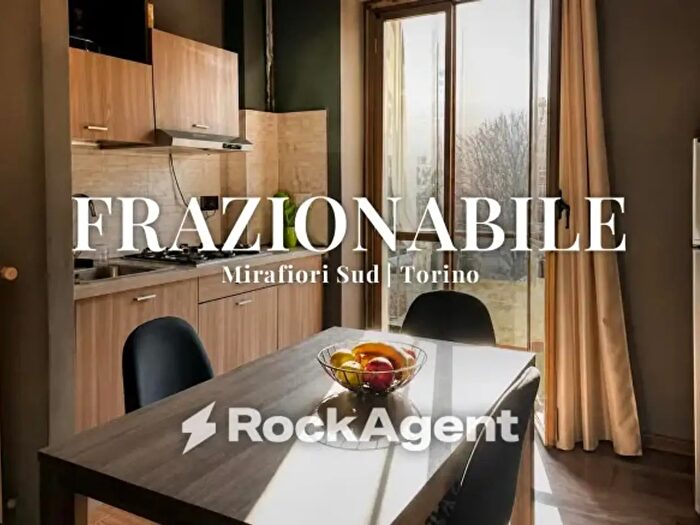 Appartamento con 5 locali in vendita in Via Gaspero Barbera, Torino