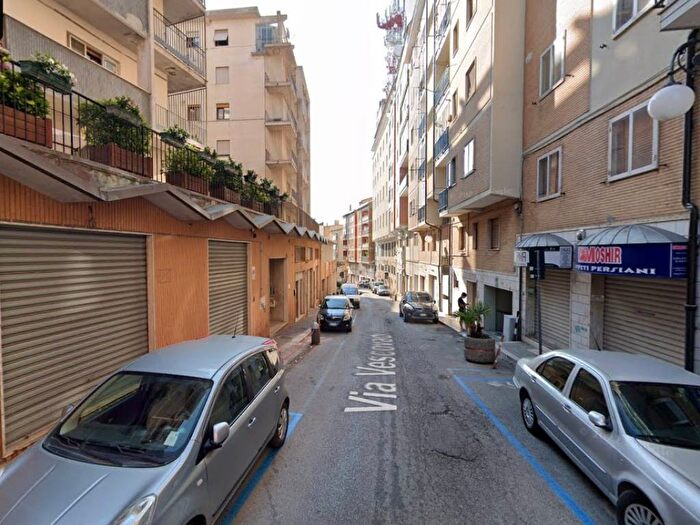 Casa con 5 locali in affitto in Via Vescovado, Centro, Potenza