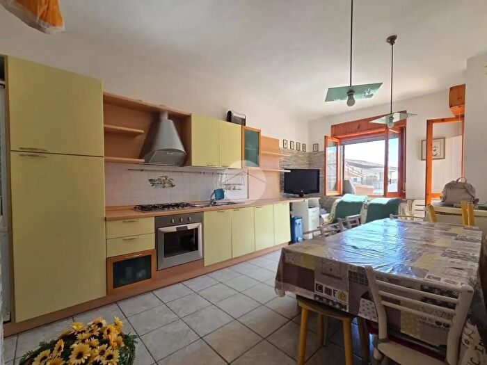 Appartamento trilocale in vendita in Via dei Mille, Tortora