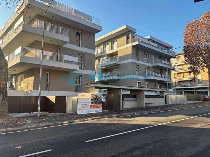 Appartamento quadrilocale in vendita in Viale Regina Margherita, Valdagno