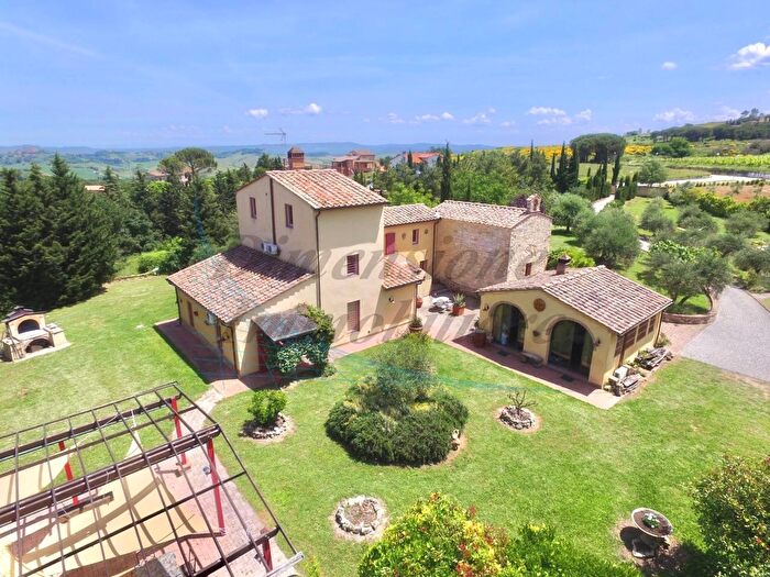 Casa con 11 locali in vendita in Via di Fichino, Casciana Terme Lari