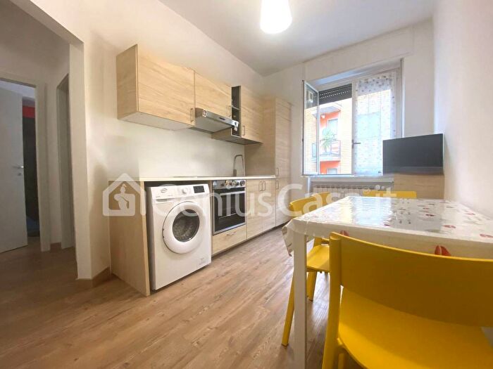 Appartamento monolocale in affitto in Via Legnone, Dergano, Milano