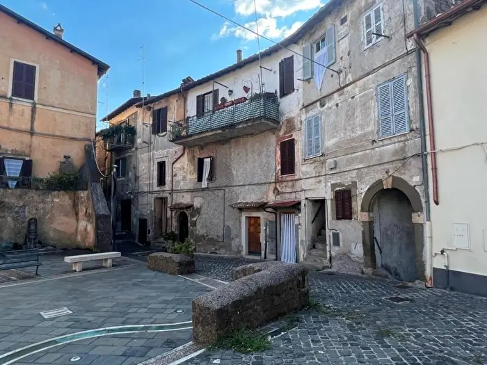 Appartamento bilocale in vendita in Via del Senile, Genazzano