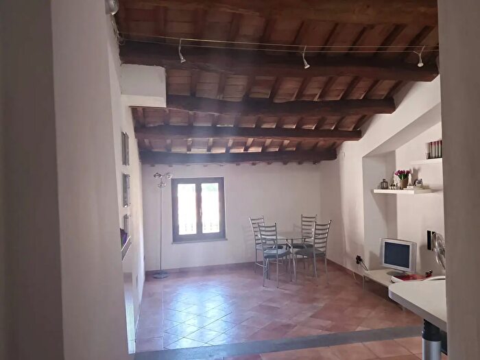 Appartamento bilocale in vendita in Via Maturanzio, Deruta