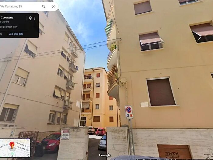 Appartamento quadrilocale in vendita in Ancona