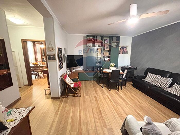 Casa quadrilocale in vendita in Via Monsignor Falcetti, Lacchiarella