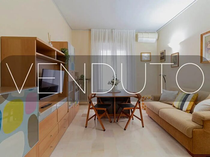 Appartamento bilocale in vendita in Via Donizetti, Busnago