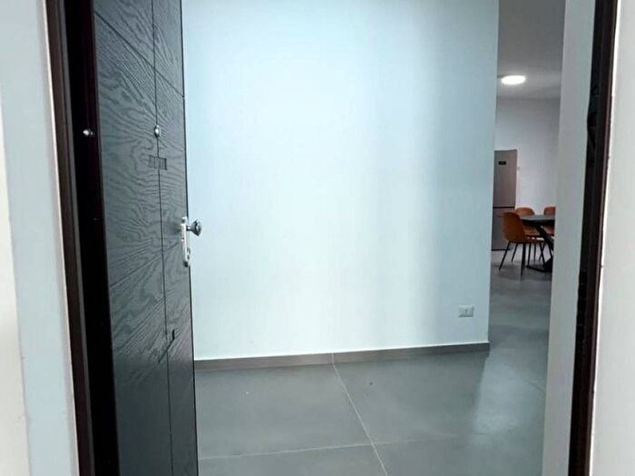 Appartamento con 6 locali in affitto in Corso Umberto I, Casal di Principe