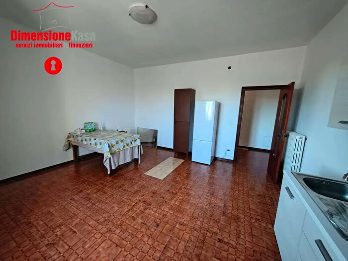 Appartamento trilocale in affitto in Via Polvica, Nola