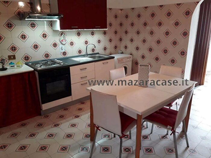 Appartamento trilocale in affitto in Mazara Del Vallo