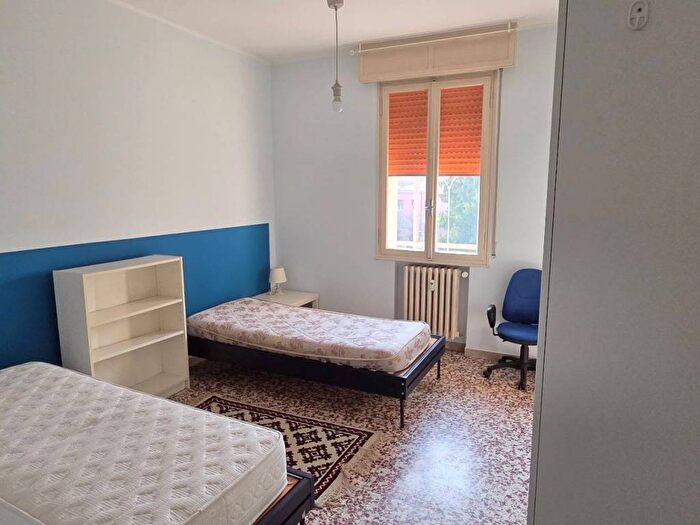 Appartamento quadrilocale in affitto in Strada Vignolese, SantAgnese Università, Modena