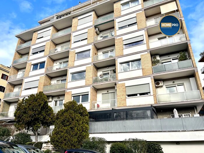 Appartamento trilocale in vendita in Via Trionfale, Roma