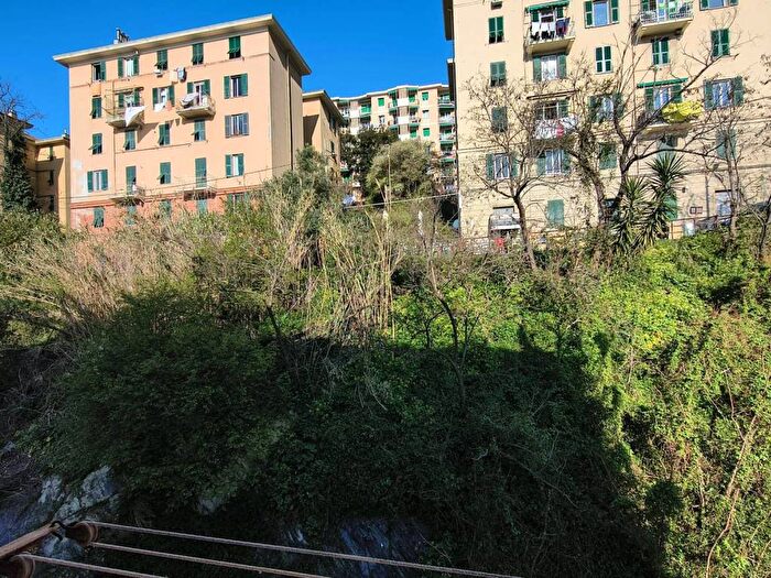 Appartamento monolocale in affitto in Via Vincenzo Maculano, Oregina, Genova