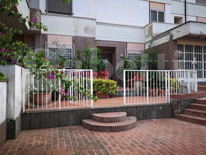 Appartamento quadrilocale in vendita in Via delle Mimose, Anzio