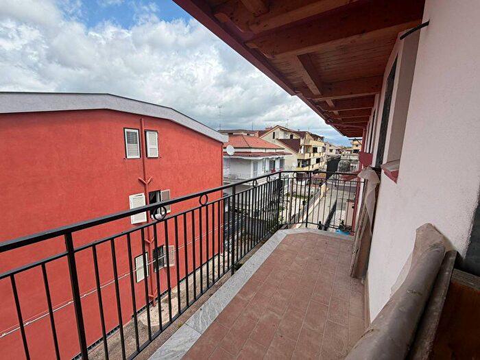 Appartamento trilocale in affitto in Via Domenico Cimarosa, Centro, Acerra