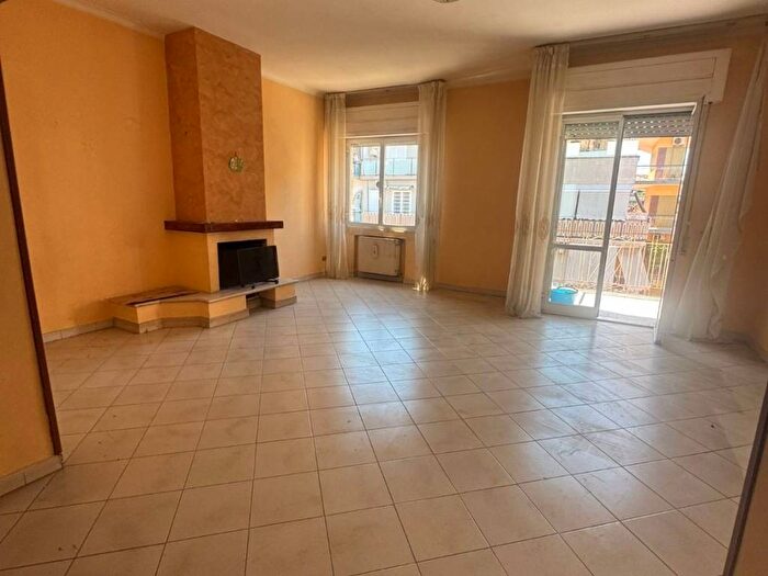 Appartamento trilocale in affitto in Corso Europa, Centro, Marano di Napoli