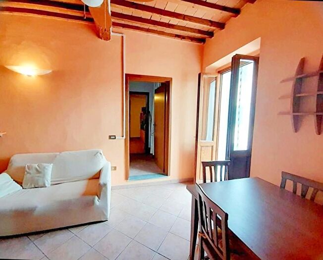 Appartamento bilocale in vendita in Ia di Villa, Calci