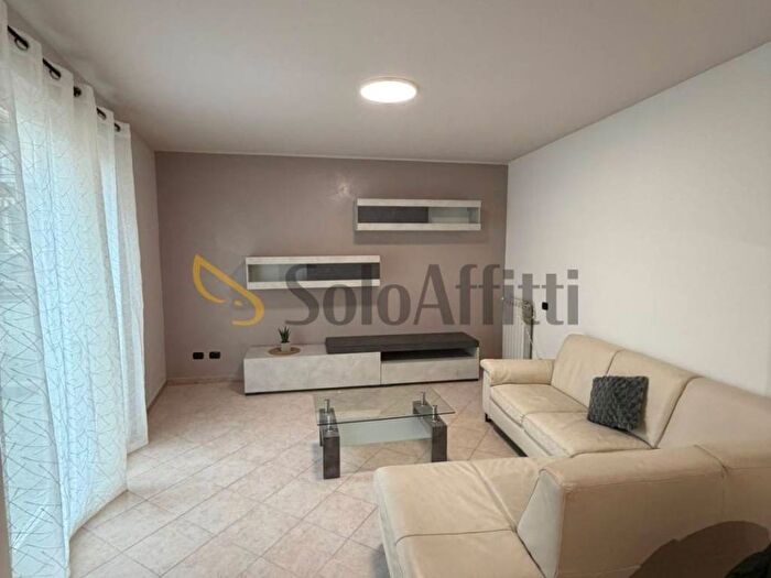 Appartamento trilocale in affitto in Arsago Seprio