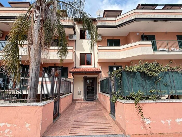 Appartamento quadrilocale in affitto in Via Madonna del Pantano, Lago Patria, Giugliano in Campania