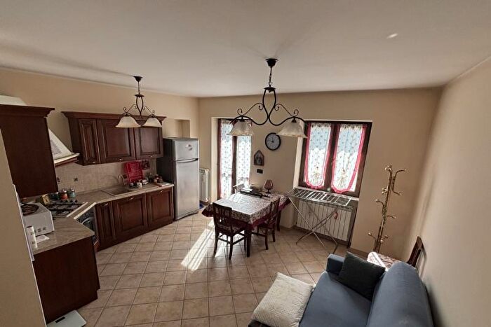 Casa in vendita in Viu