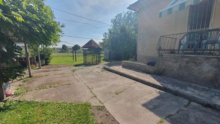 Casa trilocale in vendita in Pietrasanta Montiscendi, Pietrasanta