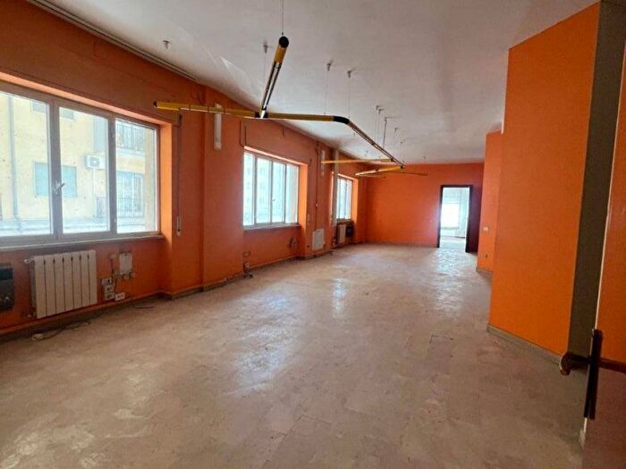 Appartamento con 6 locali in affitto in Largo Giugno, Gelone Cadorna, Siracusa