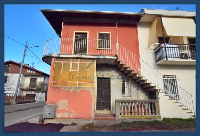 Casa bilocale in vendita in Dante, Castelseprio