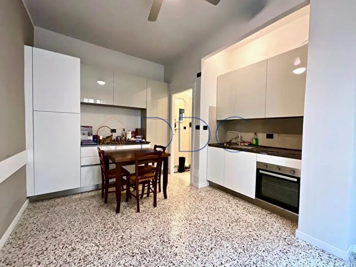 Appartamento bilocale in affitto in Via Napione, Torino