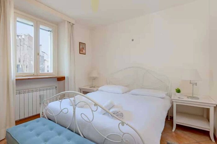 Appartamento bilocale in affitto in Via di Crosada, Città Vecchia, Trieste