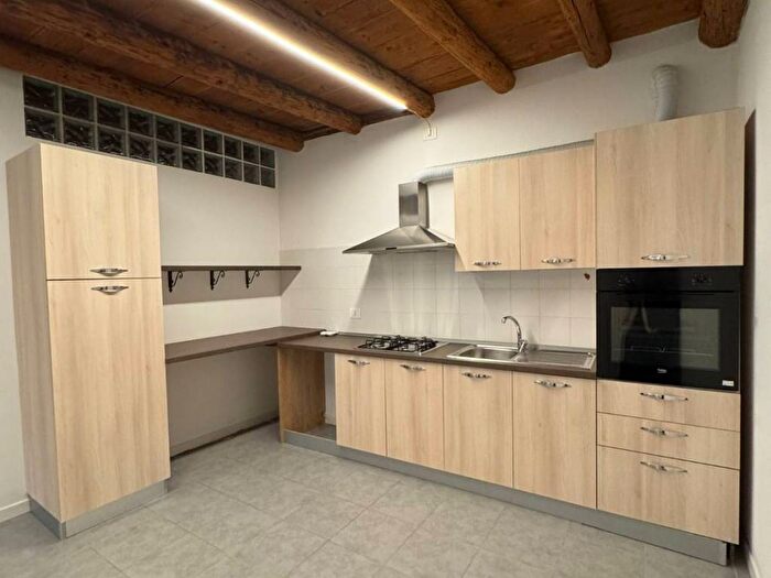 Appartamento trilocale in affitto in Via Roma, Centro, Monteforte dAlpone