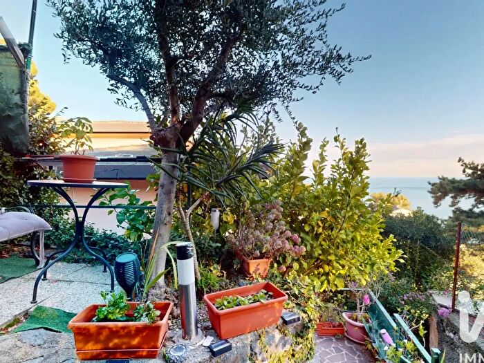 Appartamento bilocale in vendita in Via del Quadrifoglio, Arenzano