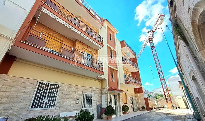 Appartamento trilocale in vendita in Via Don Luigi Sturzo, Adelfia