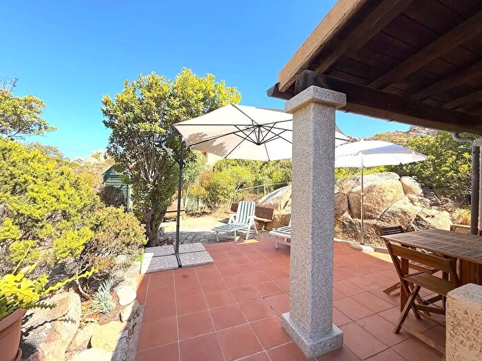 Casa trilocale in vendita in Trinità dAgultu e Vignola