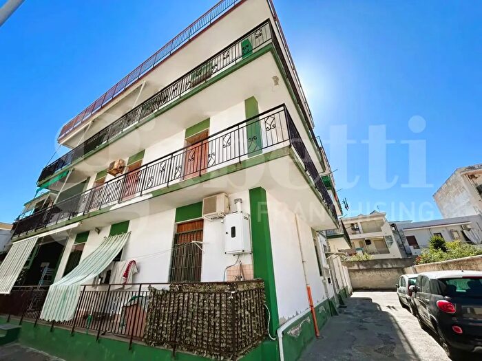 Appartamento quadrilocale in vendita in Via Verga, Villafranca Tirrena