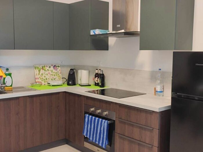 Appartamento trilocale in vendita in Via Montello, Saffi, Bologna