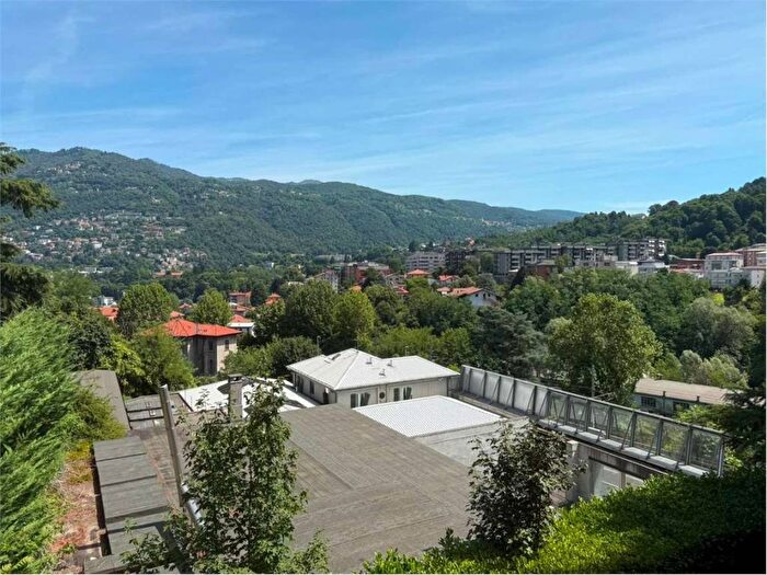 Appartamento bilocale in affitto in Via Teresa Rimoldi, Monte Croce, Como