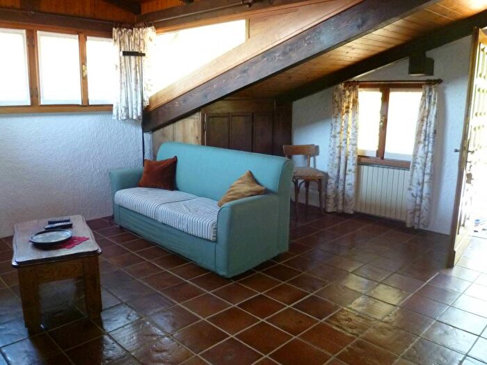 Casa quadrilocale in affitto in Livera, Pettinengo
