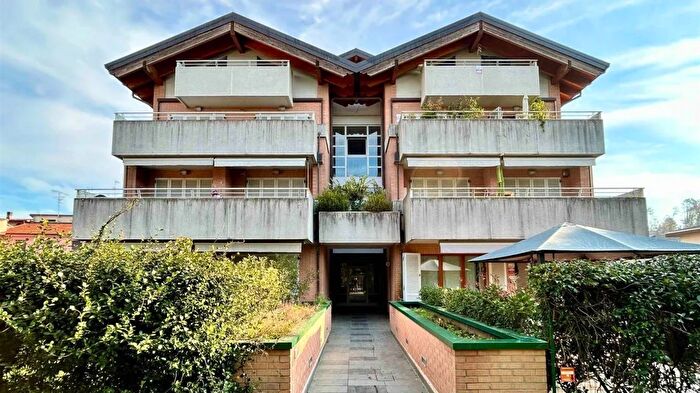 Appartamento bilocale in vendita in Via Tintoretto Lentate sul Seveso, Lentate Sul Seveso