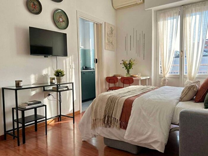 Appartamento monolocale in affitto in Via Arcivescovo Romilli, Corvetto, Milano