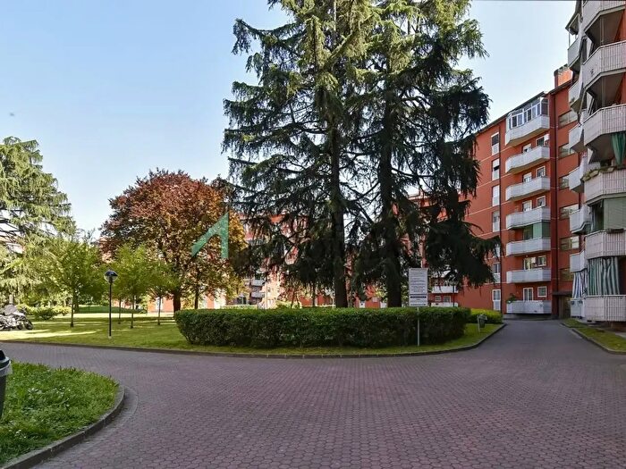 Appartamento bilocale in vendita in Via Romualdo Bonfadini, Milano