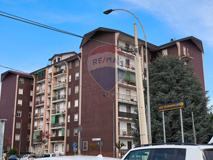 Appartamento trilocale in vendita in Via Pasubio, Corbetta