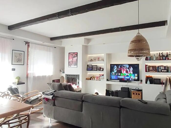 Appartamento quadrilocale in vendita in Corso Laghi, Buttigliera Alta