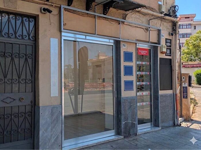 Appartamento trilocale in affitto in Cassaro, Palermo