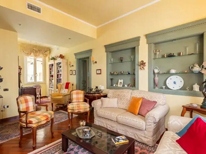 Appartamento trilocale in vendita in Via della Pineta, Cagliari