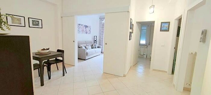 Appartamento trilocale in affitto in Via Marconi, Follonica