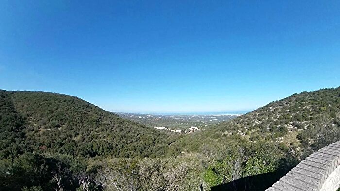 Casa con 9 locali in vendita in Monopoli
