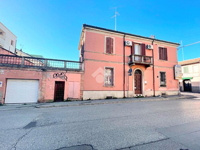 Appartamento bilocale in vendita in Via Guglielmo Oberdan, Ravenna